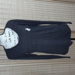 Let Er Buck Long sleeve V neck shirt